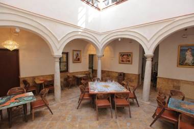 Anahita Boutique Hotel