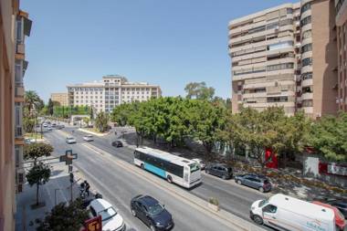 C102 - Huge and Stylish 5 Bedroom by the Center