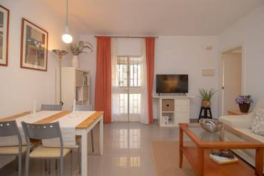 C52 - Seaside 2 Bedrooms By the Center