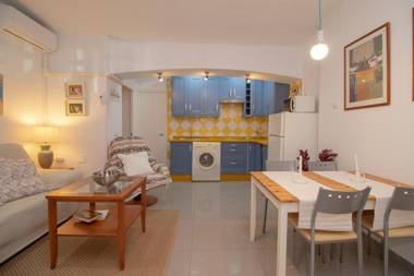 C52 - Seaside 2 Bedrooms By the Center