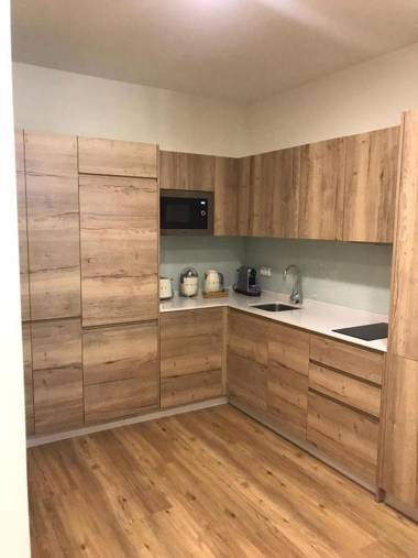 Apartamentos de lujo EL MUSEO Living&Experience Club Arte contemporáneo y mobiliario de colección de los años 50