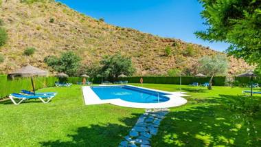 Villa Lagar Martinez Malaga by Ruralidays