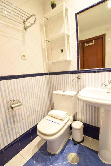 Letmalaga Economy Menita