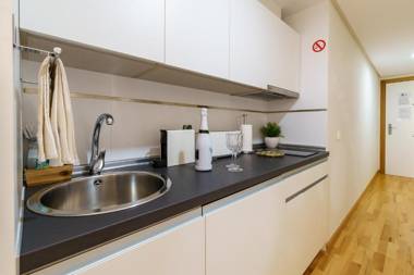 MalagaSuite cozy center apartment & parking