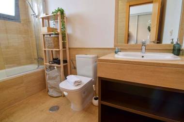 Letmalaga Sea Pacific