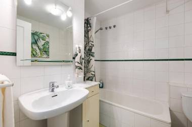 Amplio apartamento con Terraza y BB en el Centro