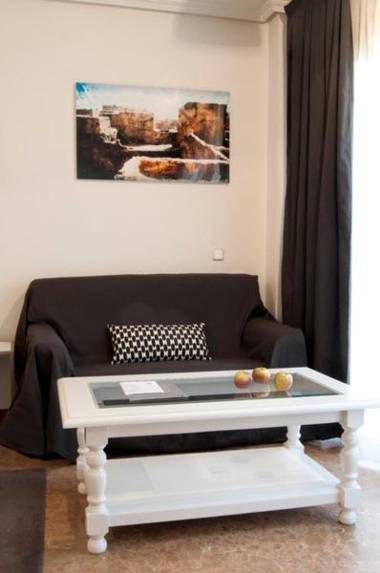 HOMEABOUT QUO ERASO Apartments