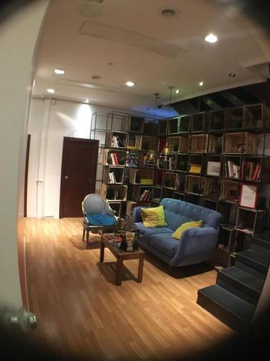 Hostal Manuela by gaiarooms