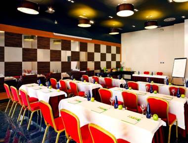 Holiday Inn Madrid - Las Tablas an IHG Hotel