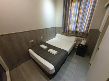 CH Plaza D'Ort Rooms Madrid
