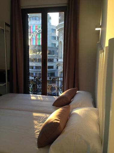 Hostal Gran Via 44