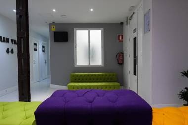 Hostal Gran Via 44