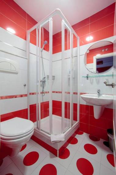 Hostal Adria Santa Ana