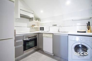 Apartamentos Conde Duque Decó