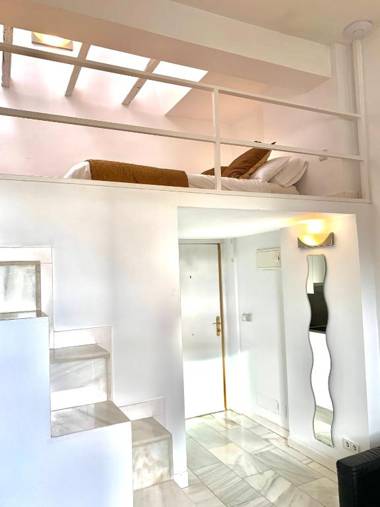 Apartamentos Puerta del Sol-Rastro