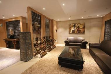 Menoir Dorsett Madrid Leganés