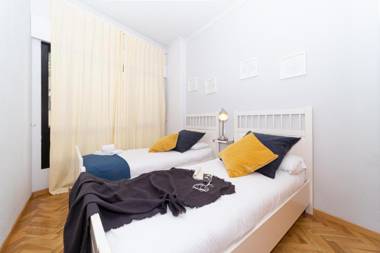 Apartamentos Plaza de España