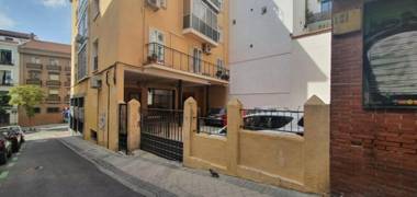 Mercado Anton Martin Apartment