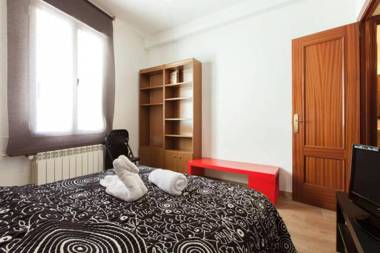 Mercado Anton Martin Apartment