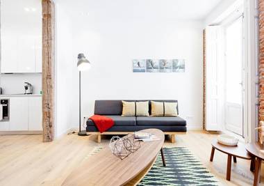 Malasaña Apartment by Flatsweethome