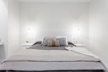 Alcantara Apartment by Flatsweethome