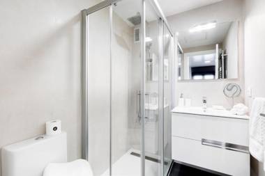 Villanueva Apartments by Flatsweethome