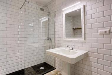 Serrano Comfort by Presidence Rentals