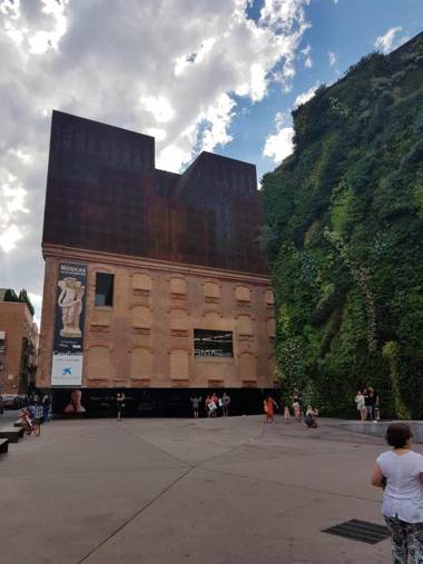 Prado Apartment by Rentalis