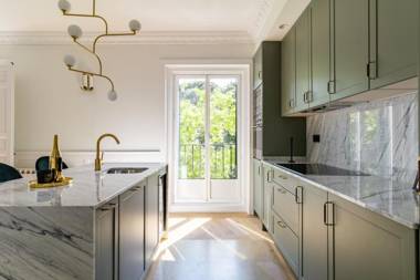 PYR Select Retiro Luxury