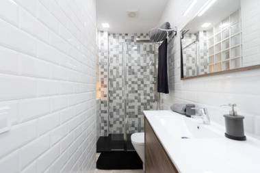 Plaza Mayor Apartment by Rentalis