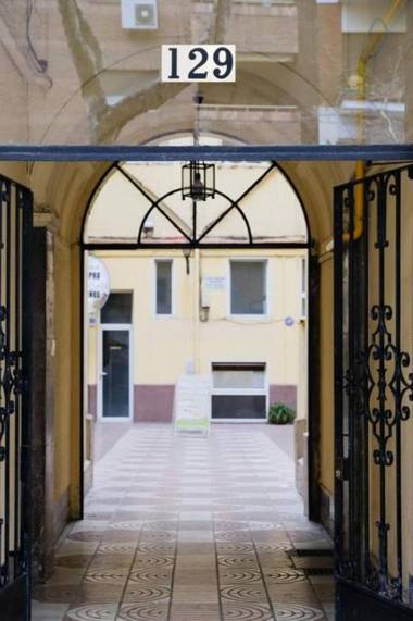 Charming studio in Cuatro Caminos area