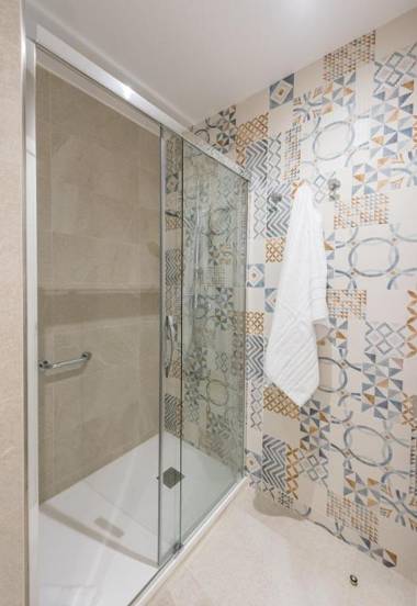 PUERTA DEL SOL CITY CENTER III