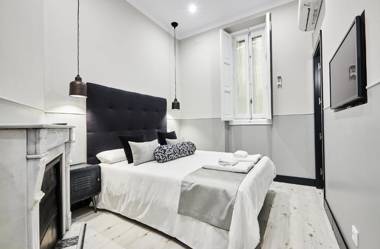 SERRANO GOLDEN MILE II by Presidence Rentals