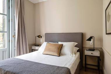 Ayala 63 - THE ARC COLLECTION