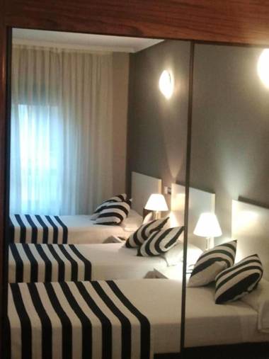 Esentia Togumar - Triple 3 adults