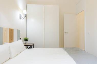 PYR Select Latina XIII