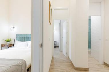 PYR Select Latina XIII