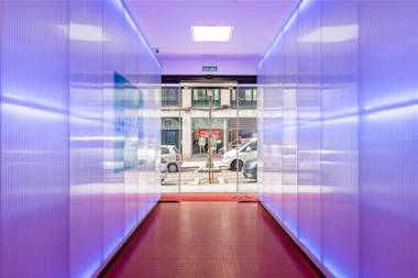 Art Seven Hostel Capsules