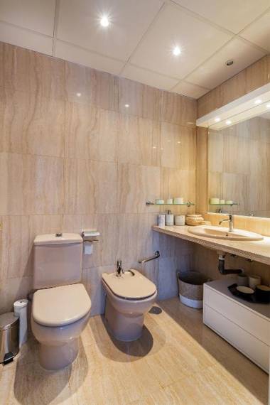 SLEEP Nunez de Balboa by STAY