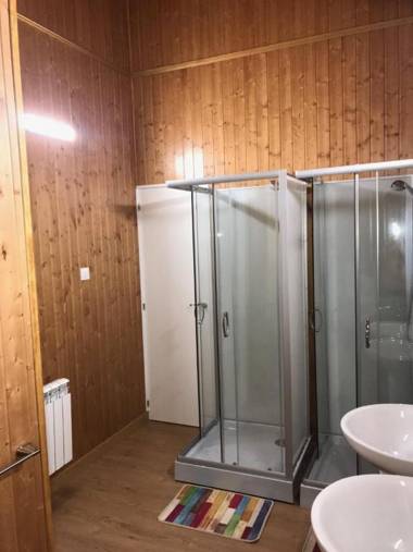 Bungalows & Albergue La Playa