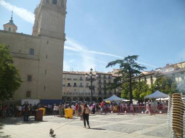 Logrocity Corazon de Logroño Parking privado gratis