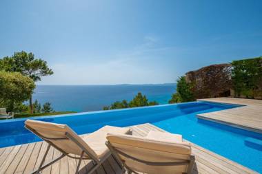 Herce Property - Minimalist Experiencie