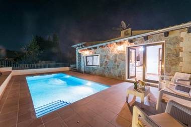 Refugi De Les Aguiles