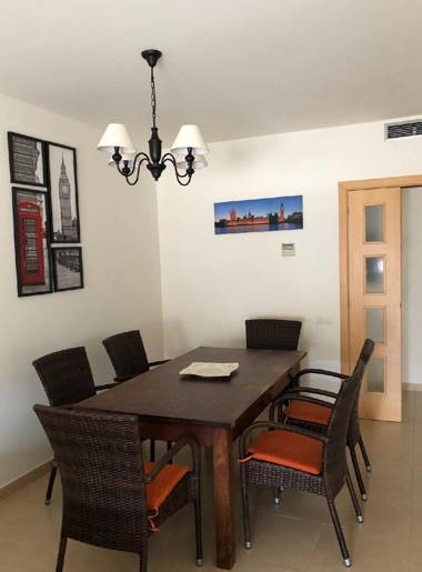 Apartment equipped with 3 Fenals rooms with pool