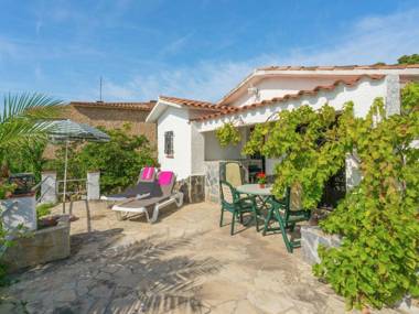 A Picturesque Wine House now refurbished into home in Lloret de mar