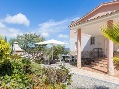 Comfortable Villa near Lloret De Mar with Private Pool