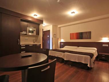 Apartamentos Rurales L'Arquera