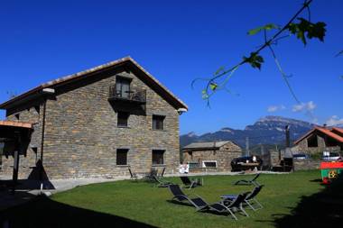 Puerta de Ordesa Garden