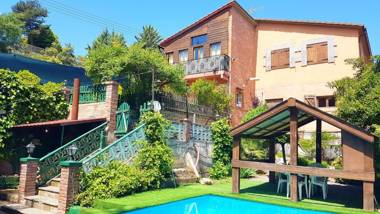 6 bedrooms villa with private pool enclosed garden and wifi at La Puebla de Castro