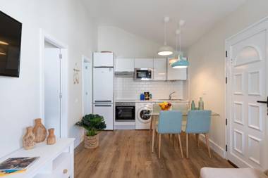 Modern and New Beachfront Apartment